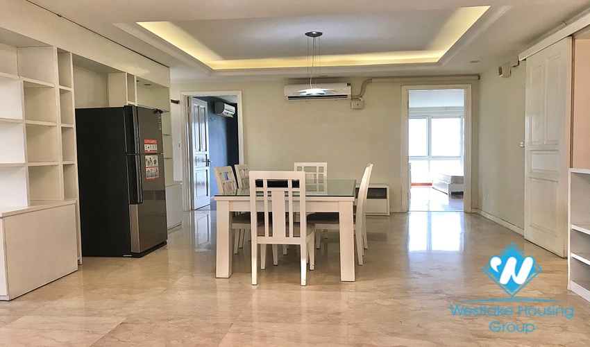 Mid floor apartment for rent in building P fully furnished 4 bedrooms